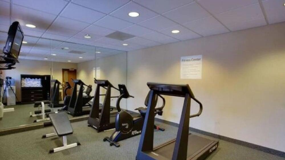 Holiday Inn Express Hotel & Suites Columbia-I-20 At Clemson Road By Ihg Exterior foto
