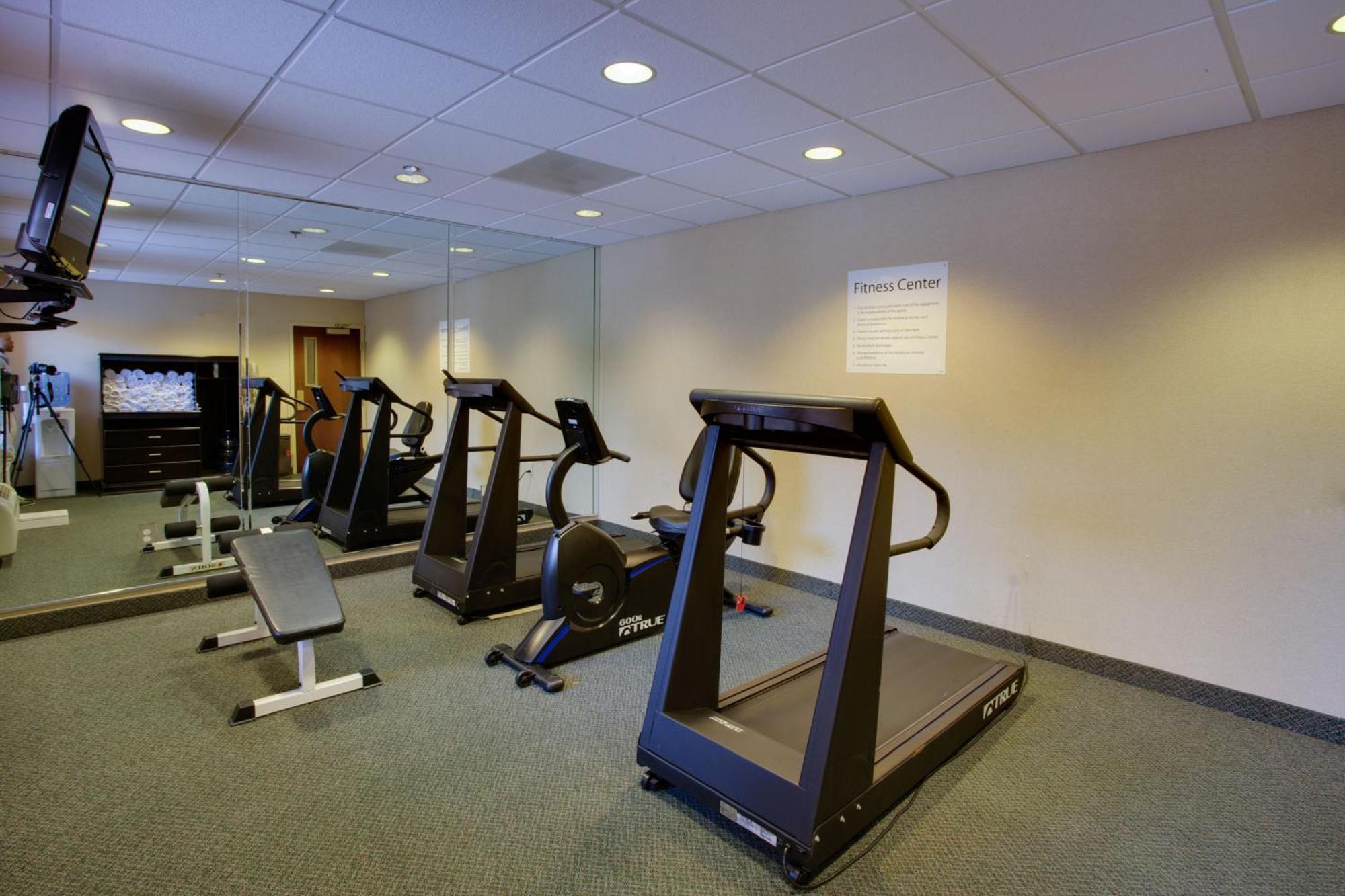 Holiday Inn Express Hotel & Suites Columbia-I-20 At Clemson Road By Ihg Exterior foto