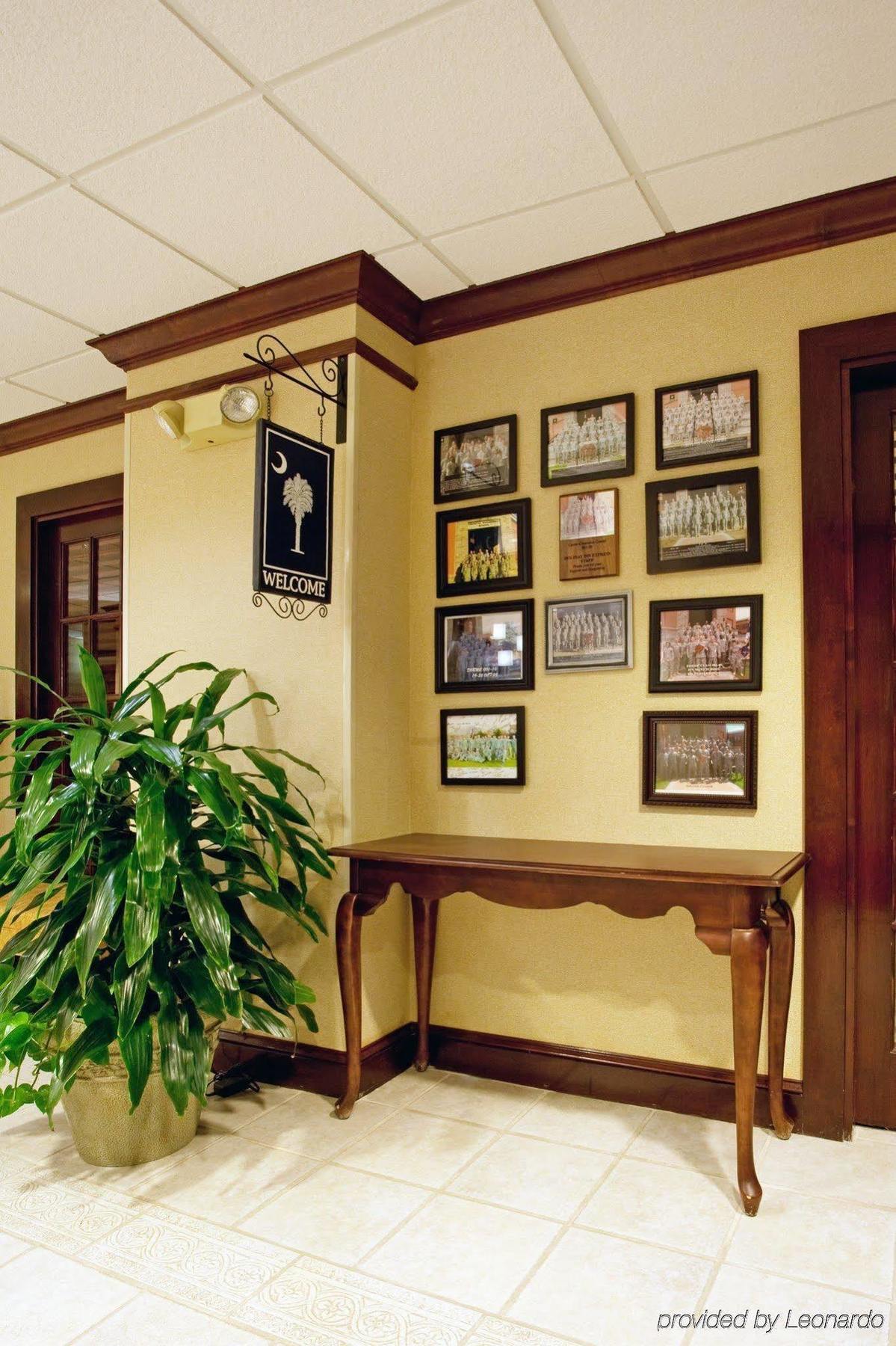 Holiday Inn Express Hotel & Suites Columbia-I-20 At Clemson Road By Ihg Exterior foto