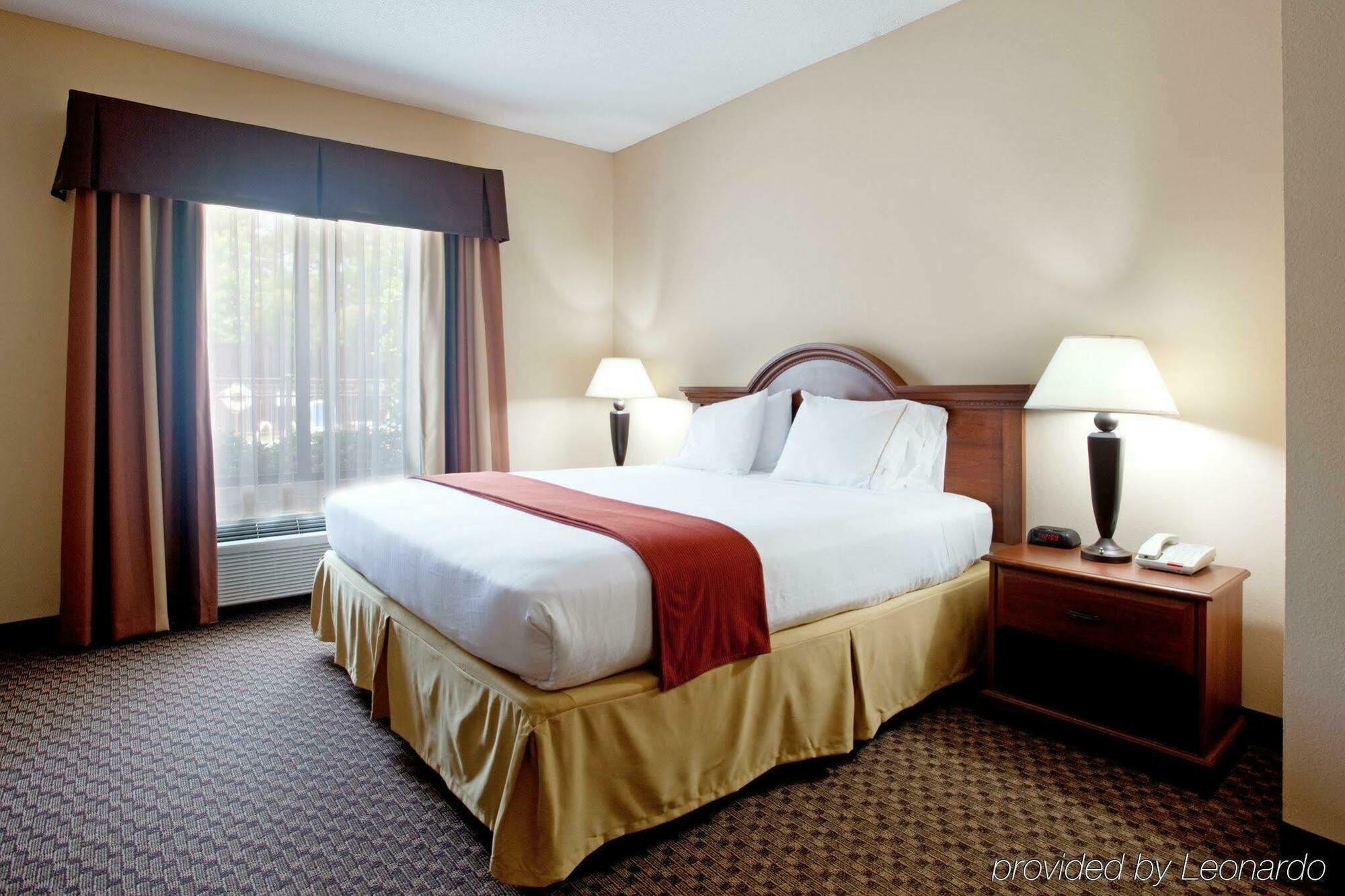 Holiday Inn Express Hotel & Suites Columbia-I-20 At Clemson Road By Ihg Exterior foto