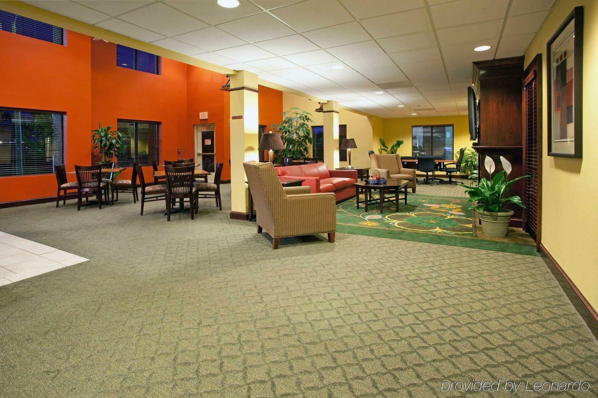 Holiday Inn Express Hotel & Suites Columbia-I-20 At Clemson Road By Ihg Exterior foto